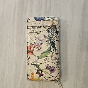 Gucci Floral Cream Wallet